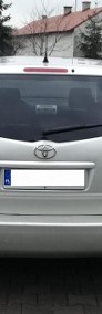 Toyota Corolla Verso II-4