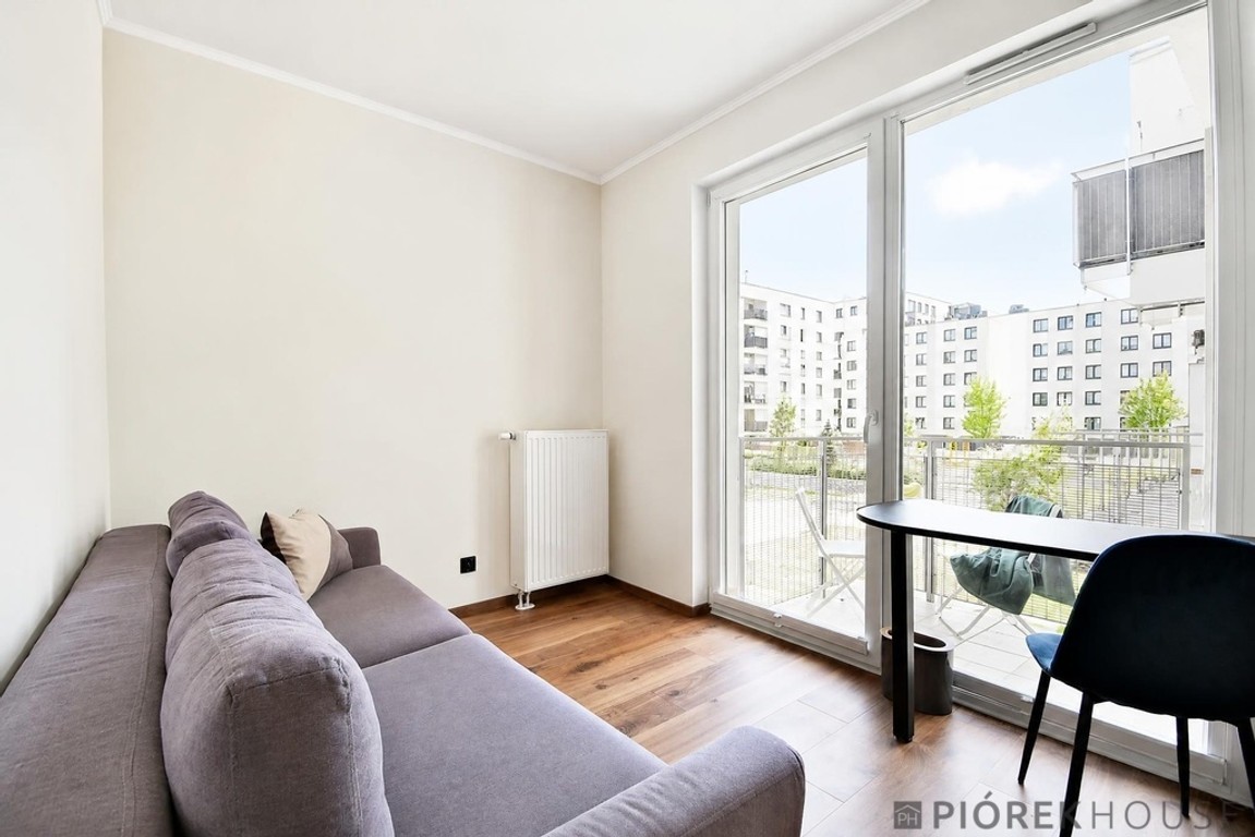 Mieszkanie na sprzedaż, 5 pokoi, 75 m², Warszawa