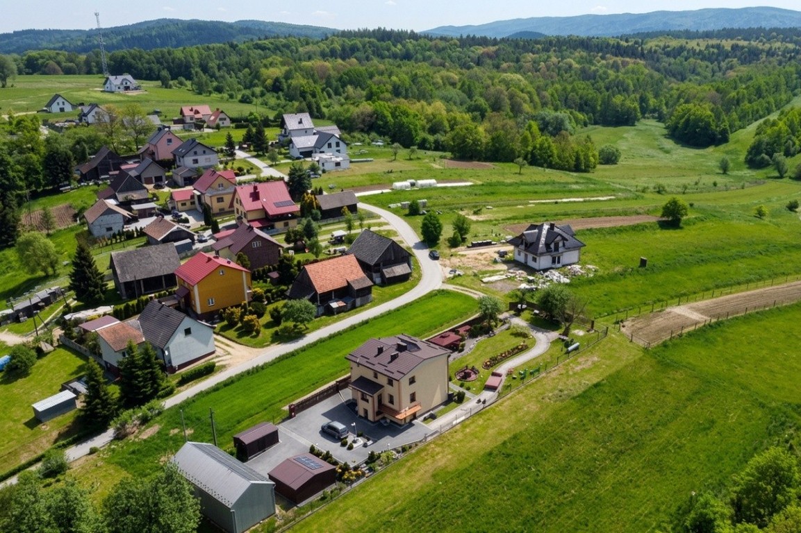 Izdebnik ul. Dworska: 10 arów pod dom marzeń - Widok 5