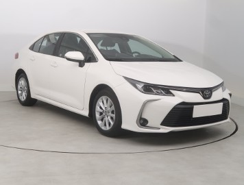 Toyota Corolla XII , Salon Polska, Klimatronic, Tempomat