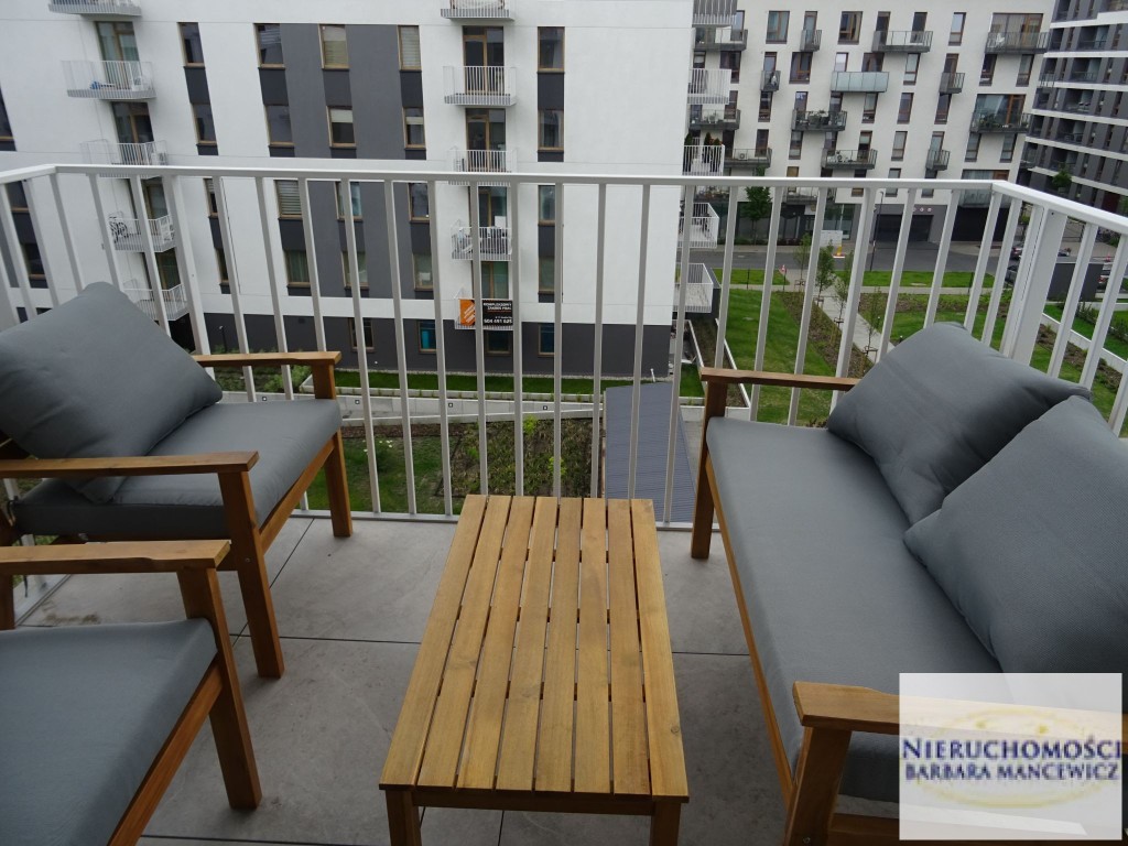 NOWE URZĄDZONE 2 POKOJE Z BALKONEM !!! CZYNSZ NAJMU 3400.00 Zl!!! - Więcej
