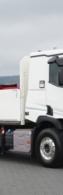 T 380 / 6 X 2 / SKRZYNIOWY + HDS / HIAB 302 E-5 / PILOT / OŚ SKRĘTNA-3