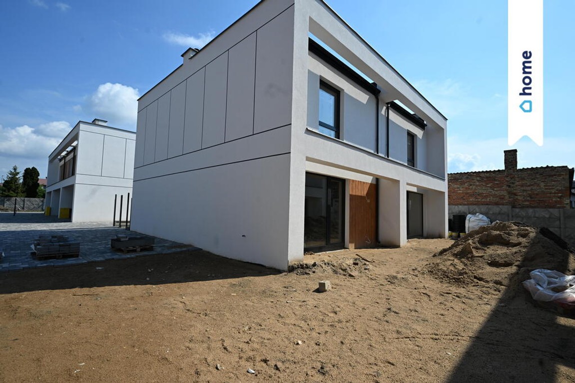 Nowoczesny bliźniak 88,7 m² z działką 250 m² - Widok 2