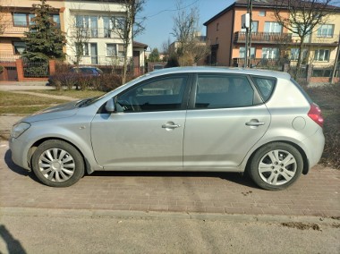 Sprzedam KIA CEED-1