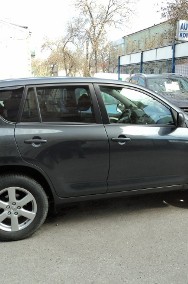 sprzedam ładną TOYOTE raf 4 2.0 B 150KM-2