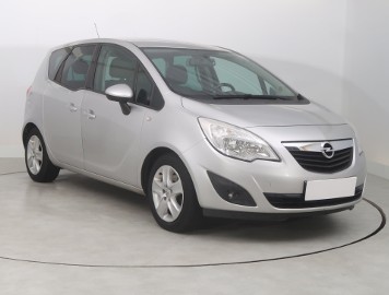 Opel Meriva B , Klima, Tempomat, Podgrzewane siedzienia