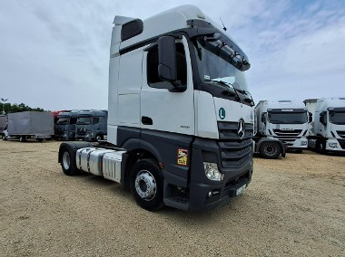 Mercedes-Benz Actros-1