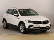 Volkswagen Tiguan , Serwis ASO, Klimatronic, Tempomat, Parktronic,