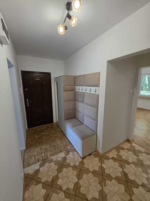 Parter I Oddzielna kuchnia I Balkon - Więcej