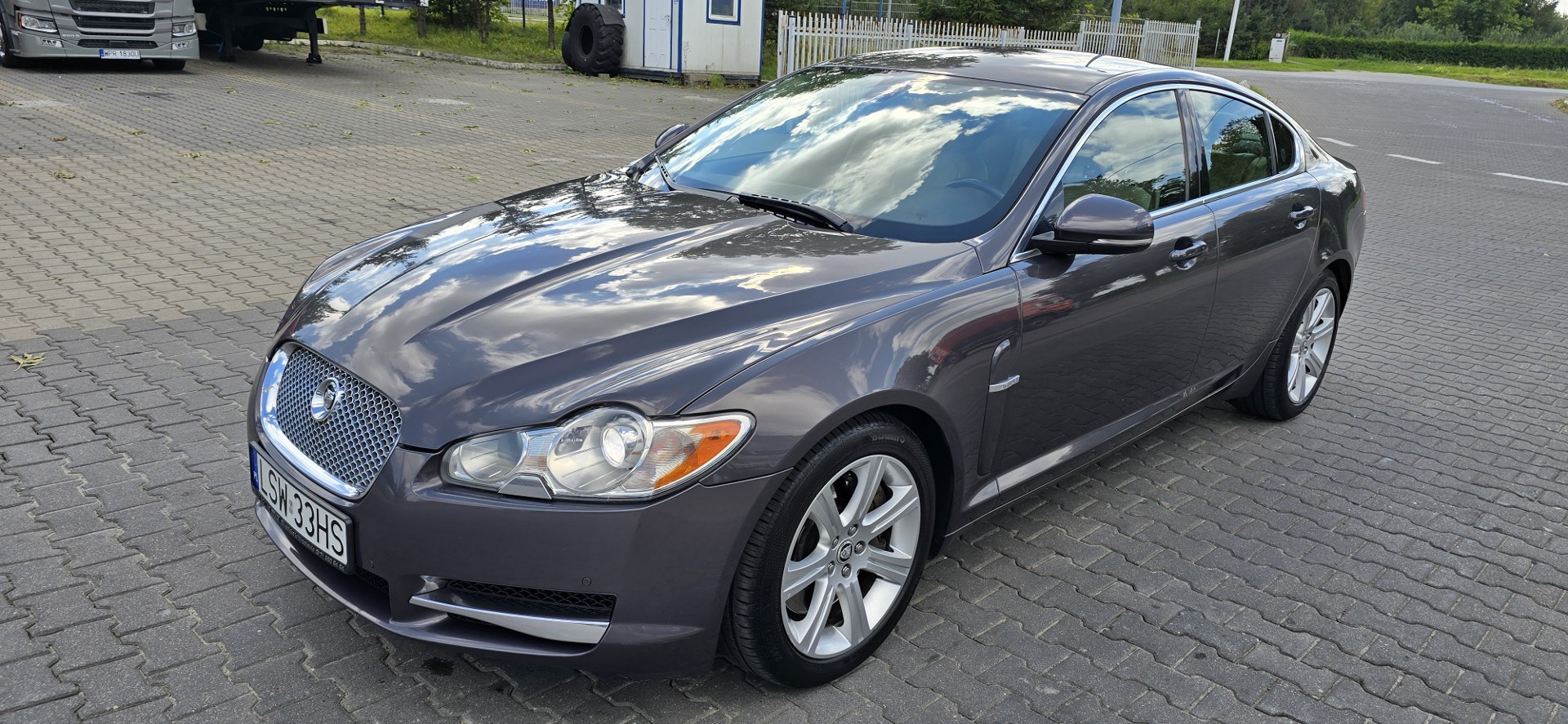 Jaguar XF X250 3.0D 240KM BOGATE WYPOSAŻENIE: NAVI* F-1* SKÓRA* PODG. KIEROWNICA