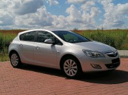 Opel Astra J Klimatronic / Podgrzewane fotele i kierownica
