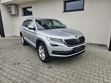 2.0Tdi LEDY kamera navi el klapa -1