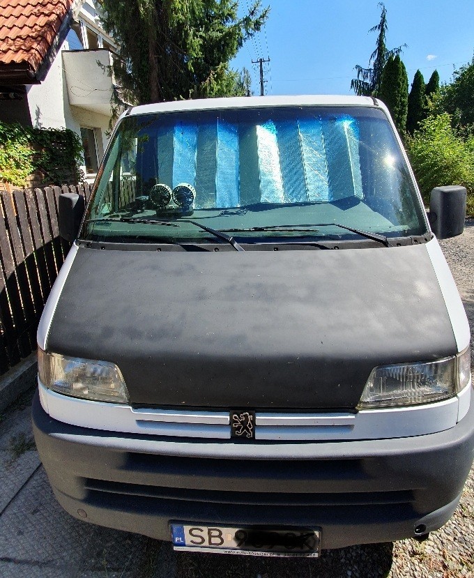 Peugeot BOXER turystyczny, 6 osobowy, w dobrym stanie, w ciągłej eksploatacji.