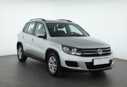 Volkswagen Tiguan , Salon Polska, Serwis ASO, Klimatronic, Parktronic