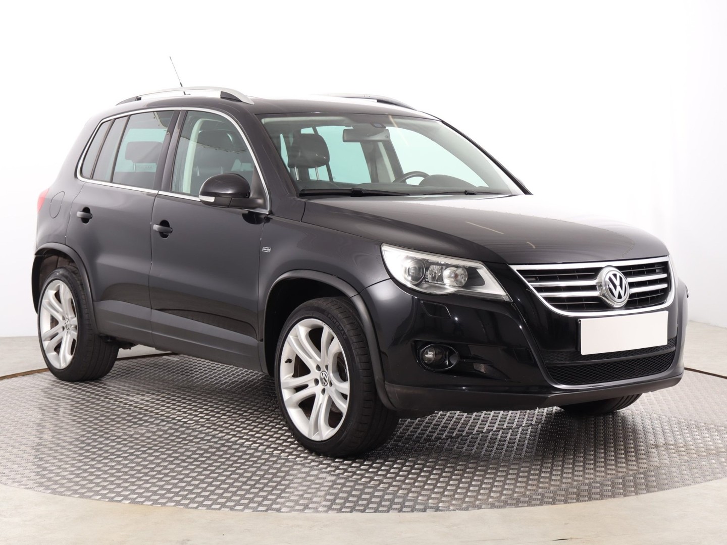 Volkswagen Tiguan , Skóra, Navi, Xenon, Bi-Xenon, Klimatronic, Tempomat,