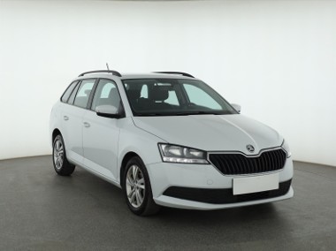 Skoda Fabia III , Salon Polska, 1. Właściciel, Serwis ASO, VAT 23%, Klima,-1