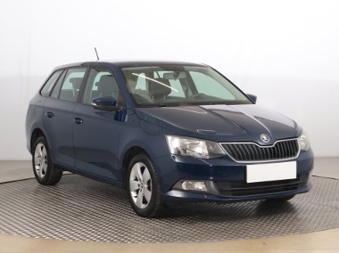 Skoda Fabia III , Salon Polska, Serwis ASO, Klima, Podgrzewane siedzienia,ALU-1