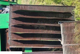 John Deere 1075 - Sito