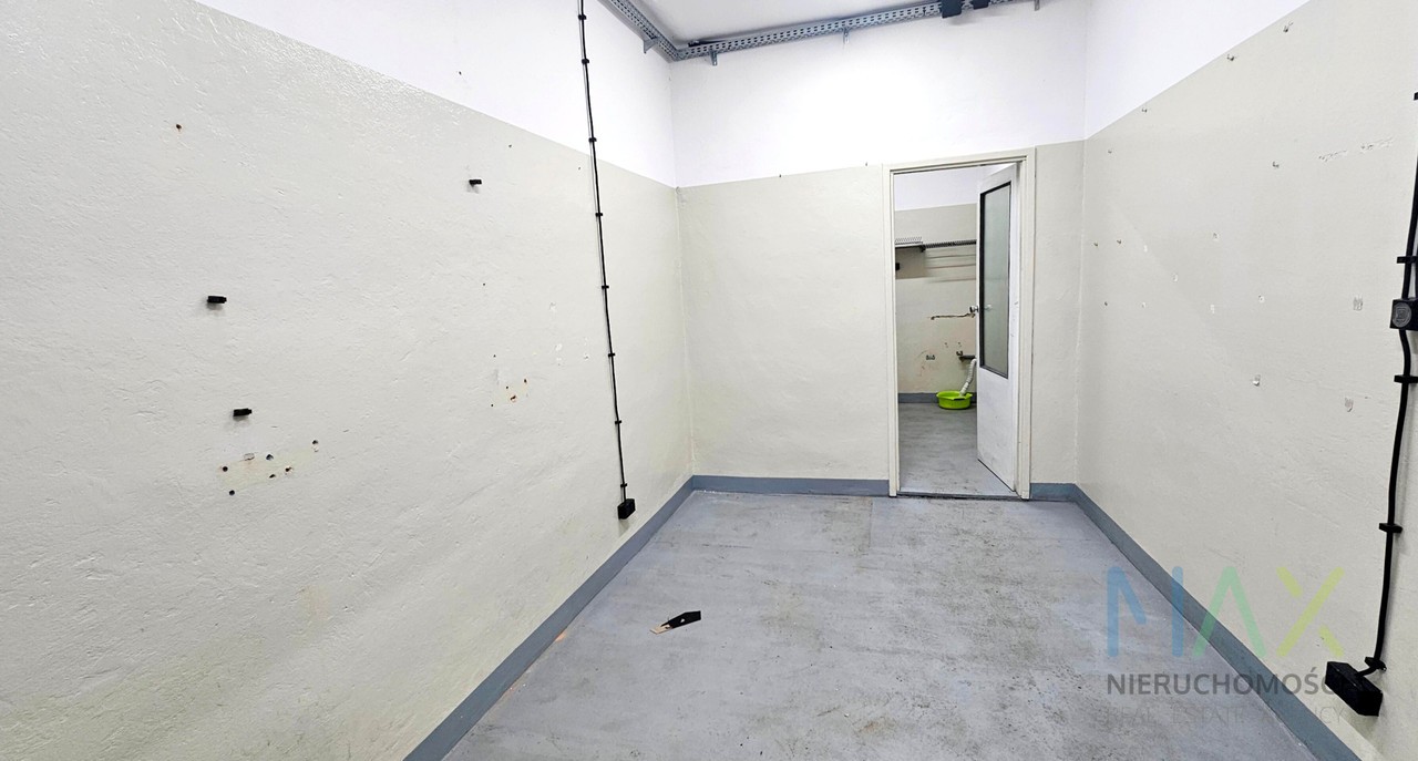 Duży lokal w oficynie kamienicy - Widok 5