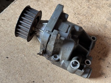 Deutz TD2011 D2011 D2011L04W Pompa Oleju SHW2478 04300504-1