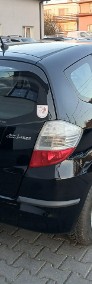 Honda Jazz III 1,4i klimatronik alufelgi elektryka 60tys przebieg stan BDB-4
