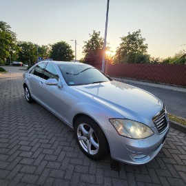 Mercedes Benz 