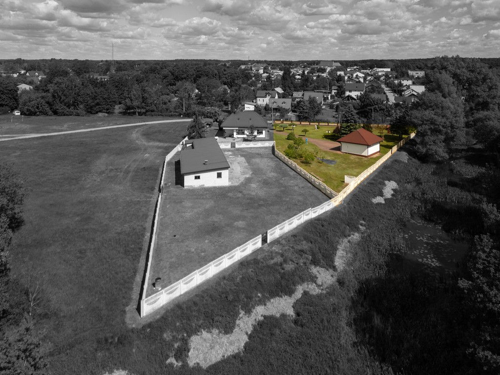 Działka 2300m² | Dostęp do Sony | Murowany garaż - Widok 2