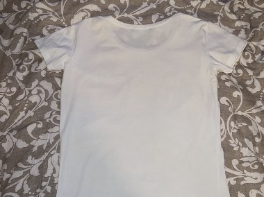 Almost new white t-shirt.-1