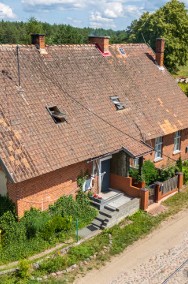Część domu z czerwonej cegły w Powałczynie-2