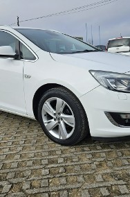 Opel Astra J 1,4 benzyna 140KM zarejestrowany-2