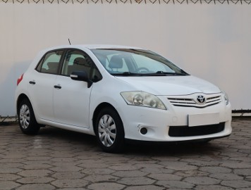 Toyota Auris I , Salon Polska, Serwis ASO, Klima