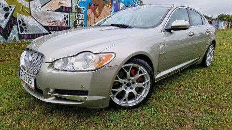 Jaguar XF X250