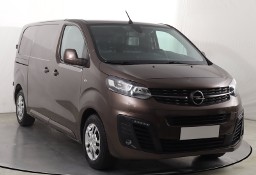 Opel Vivaro Van, M, VAT 23%, Salon PL, Klimatyzacja automatyczna,