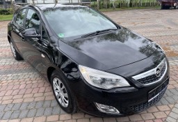 Opel Astra J IV 1.6 Cosmo