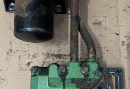 John Deere 6010 6110 6210 Głowica Chłodnica Obudowa Filtra Oleju R521037 RE59298 RE503727