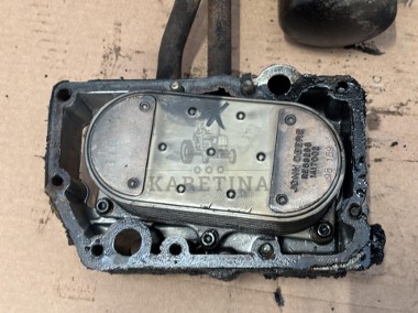 John Deere 6010 6110 6210 Głowica Chłodnica Obudowa Filtra Oleju R521037 RE59298 RE503727-2