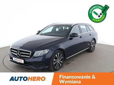 Mercedes-Benz Klasa E FV23 E300de PHEV Avantgarde Automat Tempomat Navi Grzane Fotele LED-1