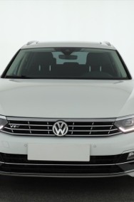 Volkswagen Passat B8 , Automat, Navi, Klimatronic, Tempomat, Parktronic,-2
