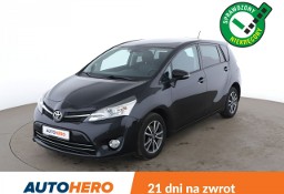 Toyota Verso Panorama, klima auto, navi, kamera i czujniki parkowania, grzane fot