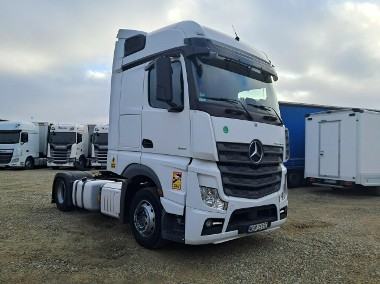 Mercedes-Benz Actros-1