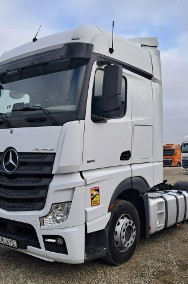 Mercedes-Benz Actros-2