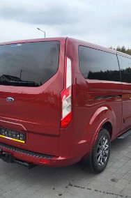 Ford Tourneo-2