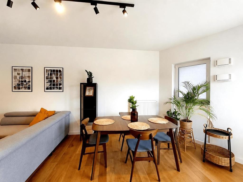 2 pokoje z miejscem w garażu, 45 m²- Szwedzka 30 – pohled 2