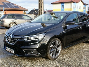 Renault Megane IV-1