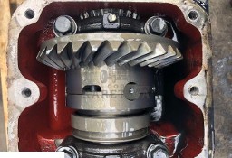 Case CS 120 - Oś Przednia