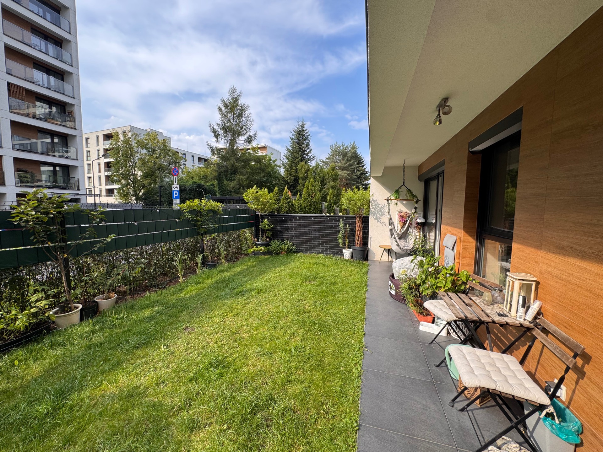 50 m² + 40 m² prywatnej przestrzeni | Dąbska Street