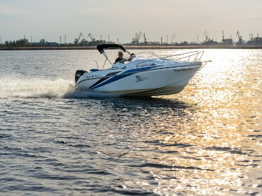 SPRZEDAM ŁÓDKE MOTOROWĄ W BARDZO DOBRYM STANIE-1