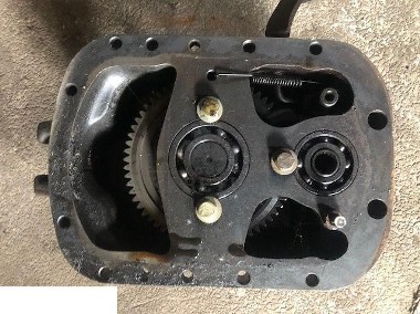 Valtra 900 - WOM Tylny - Wałek Obrotu Mocy-1