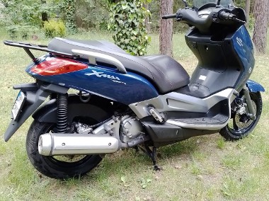 Yamaha Xmax 250 -1