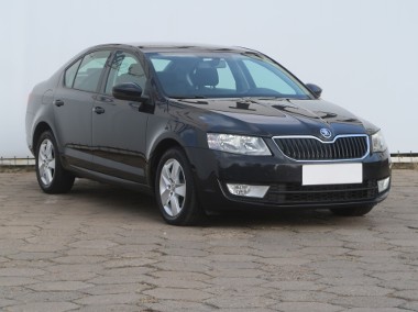 Skoda Octavia III , Salon Polska, Klimatronic, Tempomat, Parktronic-1